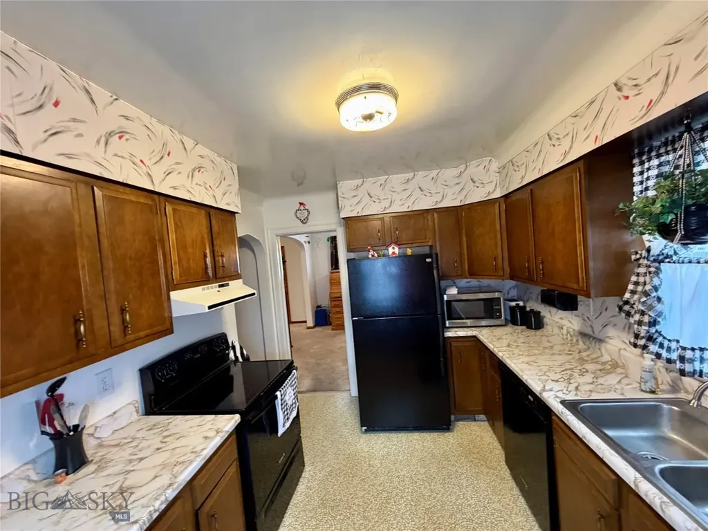 1247 W Aluminum Butte MT 59701