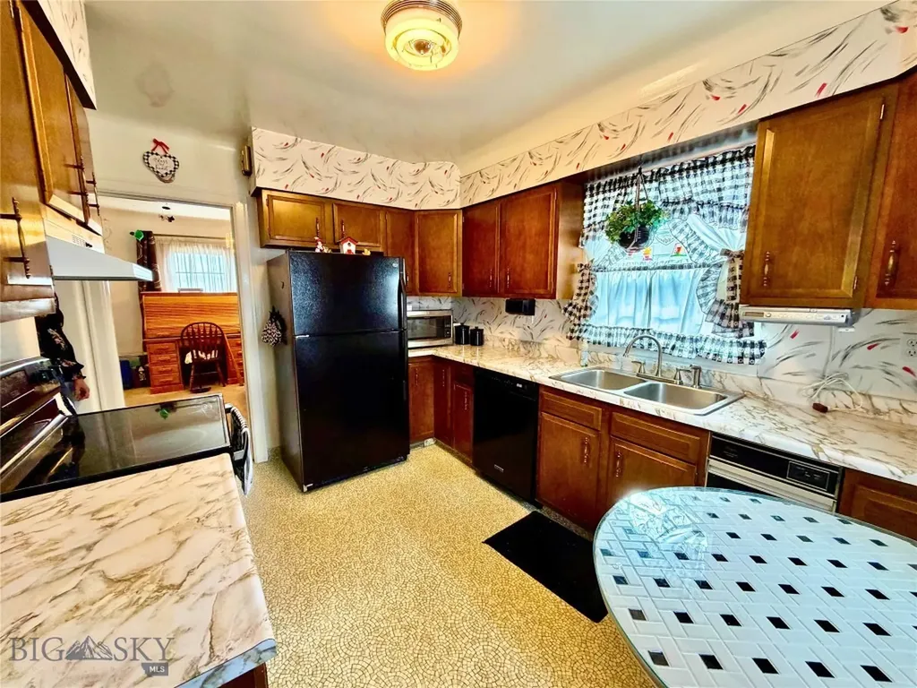 1247 W Aluminum Butte MT 59701
