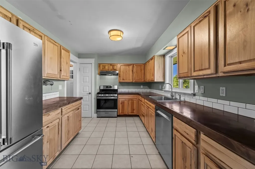9155 S 19th Avenue Bozeman MT 59718