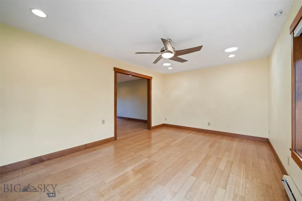 2 Hitching Post Bozeman MT 59715