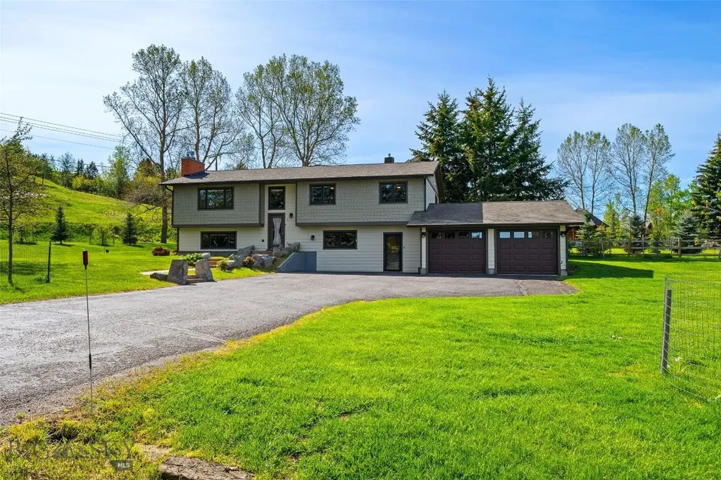 2 Hitching Post Bozeman MT 59715