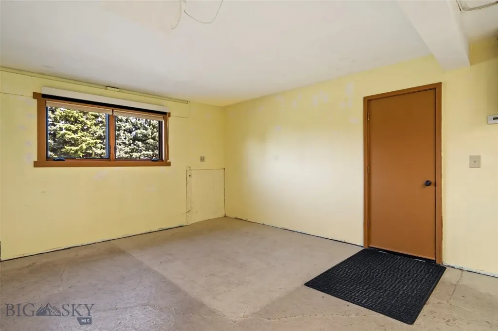 2 Hitching Post Bozeman MT 59715