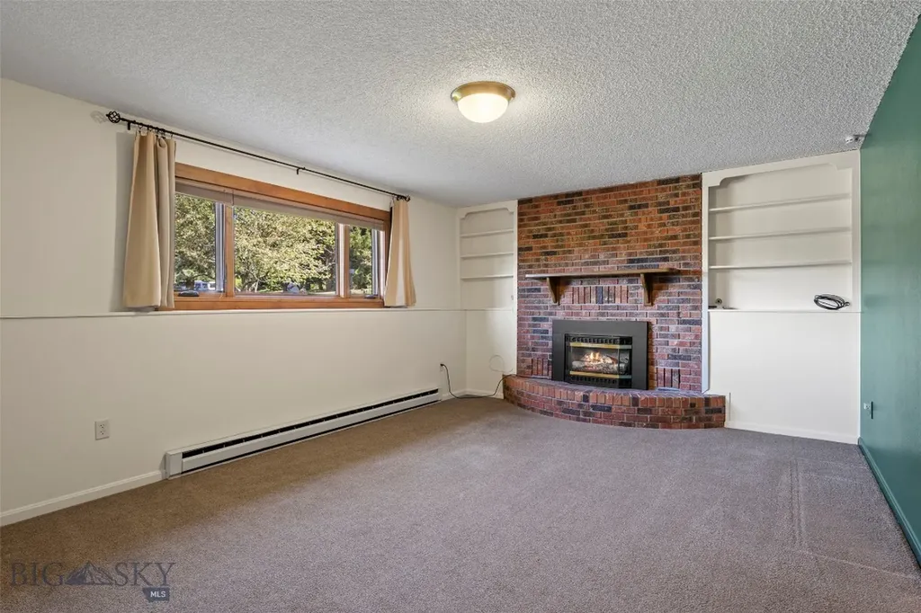 2 Hitching Post Bozeman MT 59715