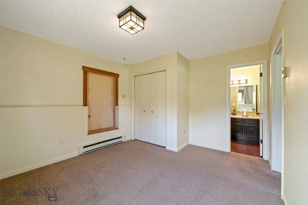 2 Hitching Post Bozeman MT 59715