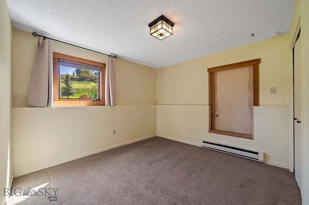 2 Hitching Post Bozeman MT 59715