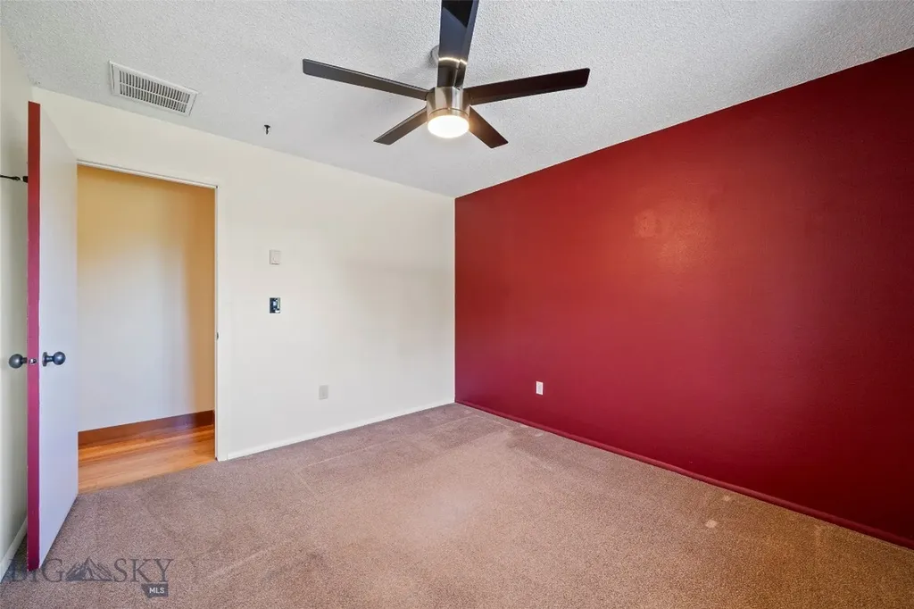 2 Hitching Post Bozeman MT 59715