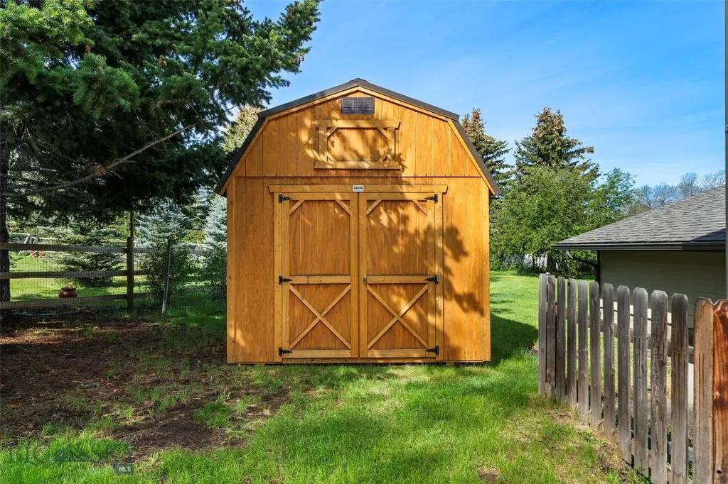 2 Hitching Post Bozeman MT 59715