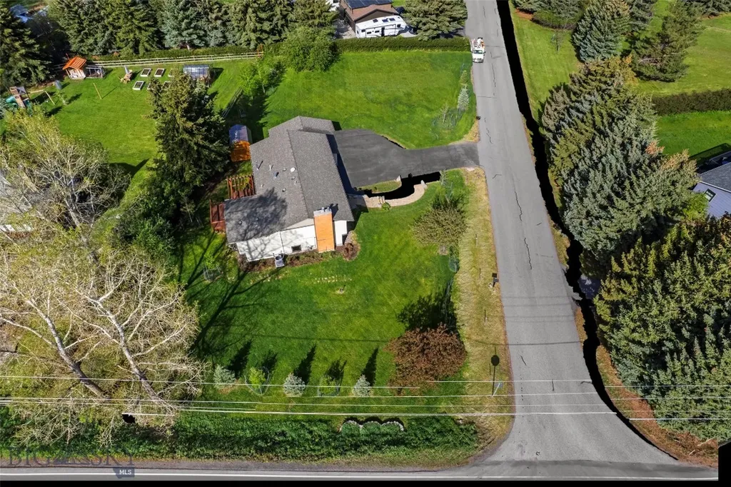 2 Hitching Post Bozeman MT 59715