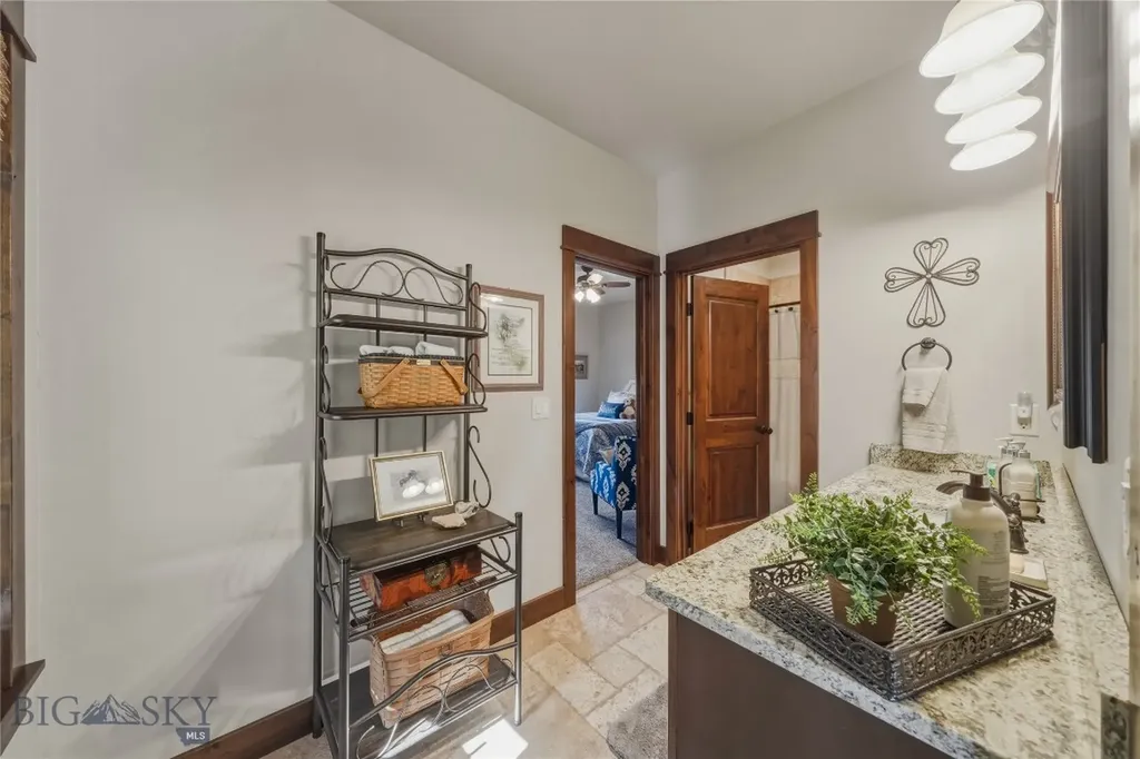 836 Hyalite View Drive Bozeman MT 59718