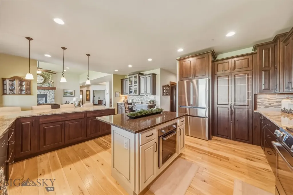 836 Hyalite View Drive Bozeman MT 59718