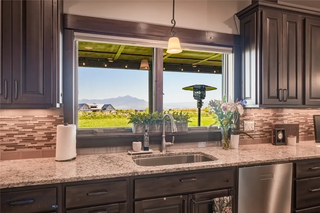 836 Hyalite View Drive Bozeman MT 59718