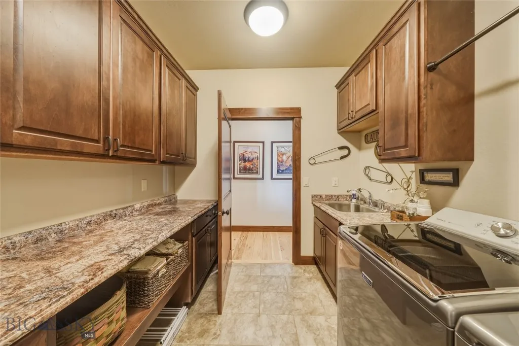836 Hyalite View Drive Bozeman MT 59718