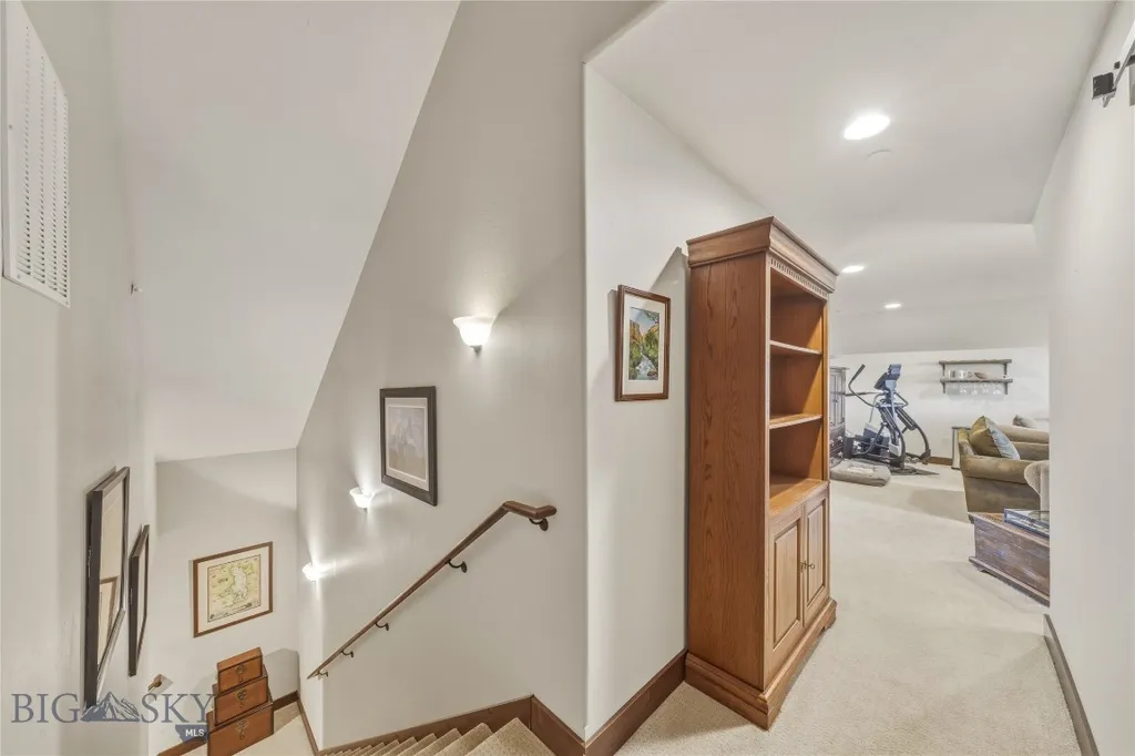 836 Hyalite View Drive Bozeman MT 59718