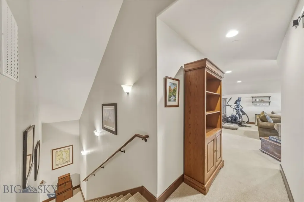 836 Hyalite View Drive Bozeman MT 59718