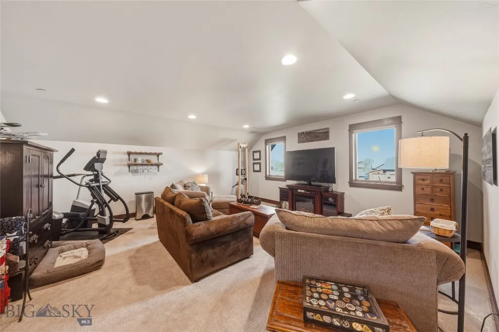836 Hyalite View Drive Bozeman MT 59718