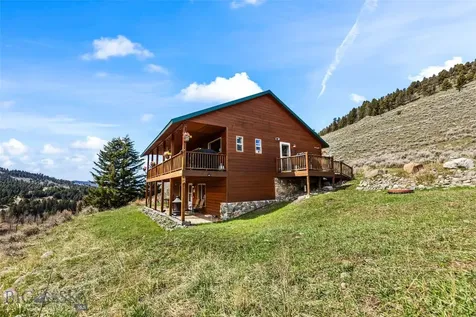23 Hanlon Hill Drive Gardiner MT 59030