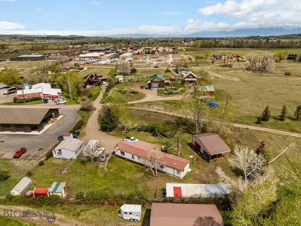 20 Rabel Lane Gallatin Gateway MT 59730