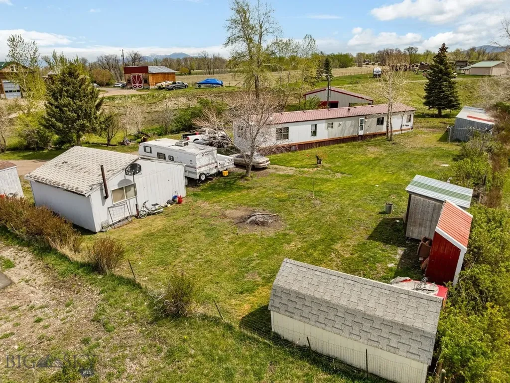 20 Rabel Lane Gallatin Gateway MT 59730