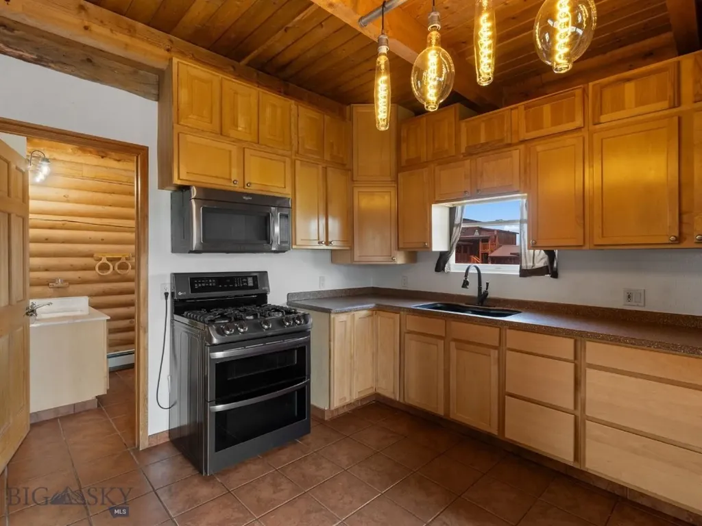 77300 Gallatin Road Bozeman MT 59718