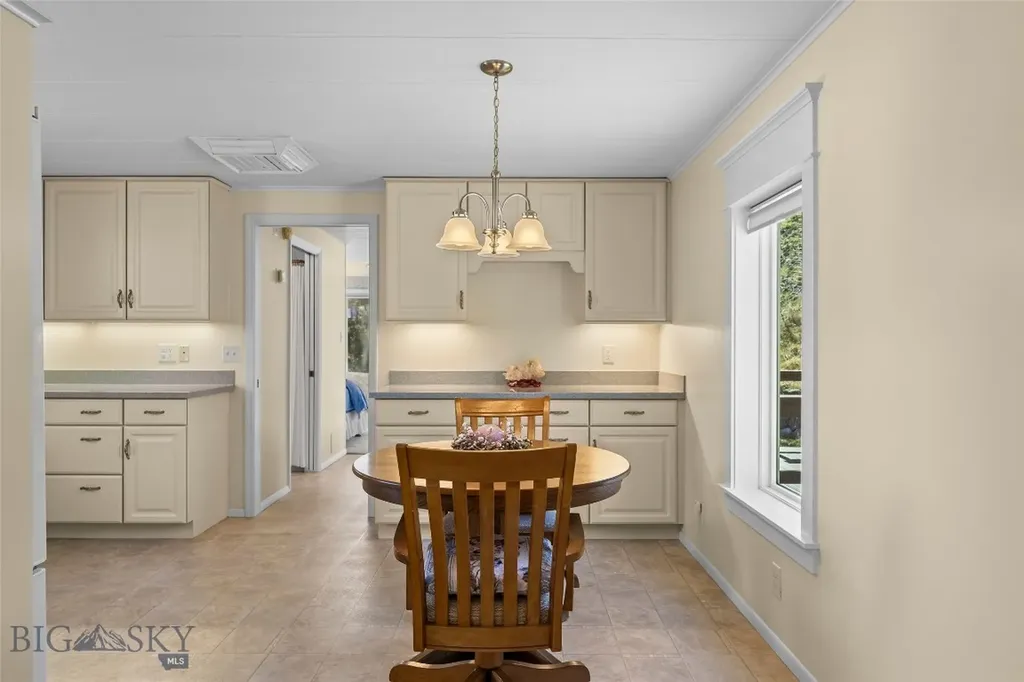 16 Orion Way Emigrant MT 59027