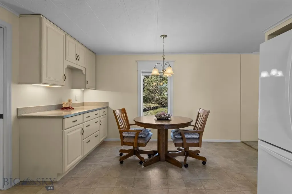 16 Orion Way Emigrant MT 59027