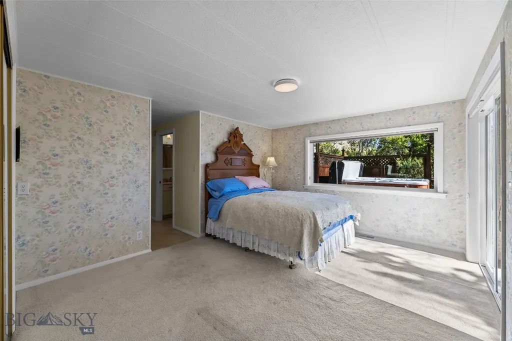 16 Orion Way Emigrant MT 59027