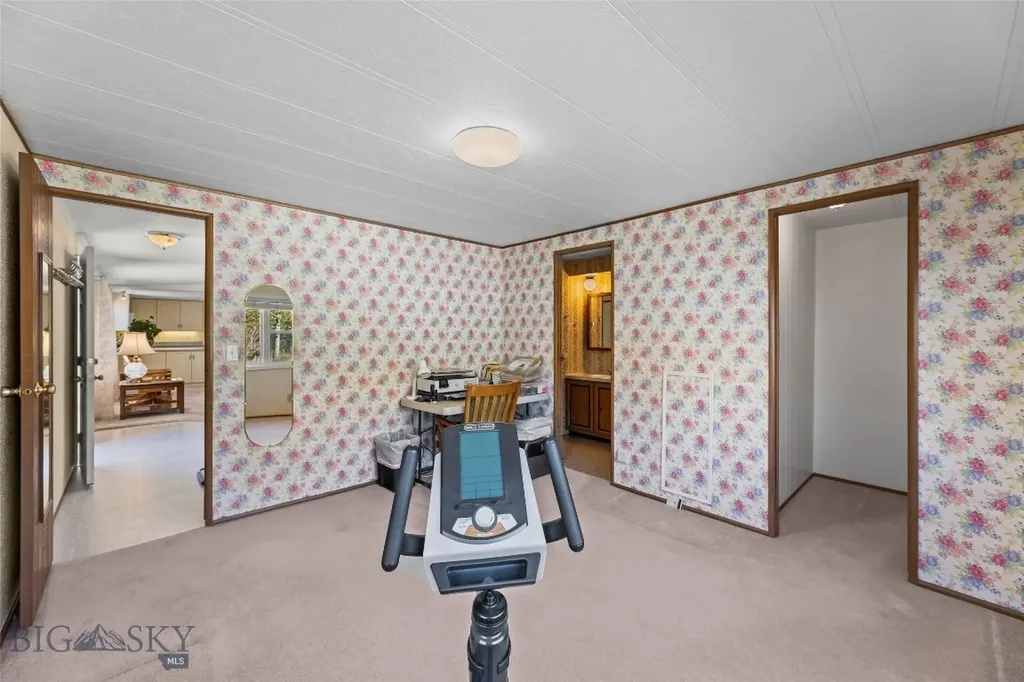 16 Orion Way Emigrant MT 59027