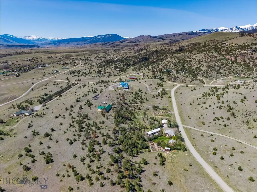 16 Orion Way Emigrant MT 59027