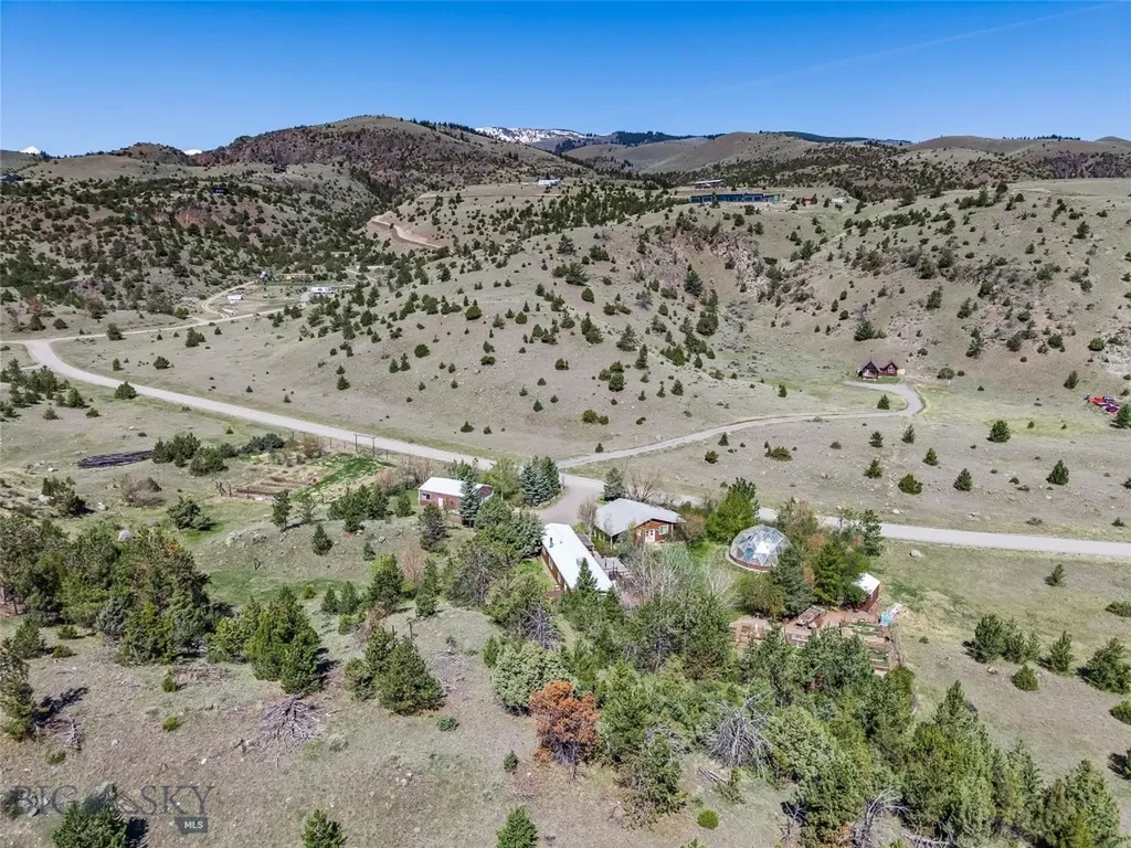 16 Orion Way Emigrant MT 59027