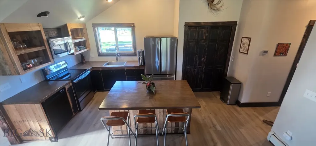 603 3rd Avenue E Three Forks MT 59752