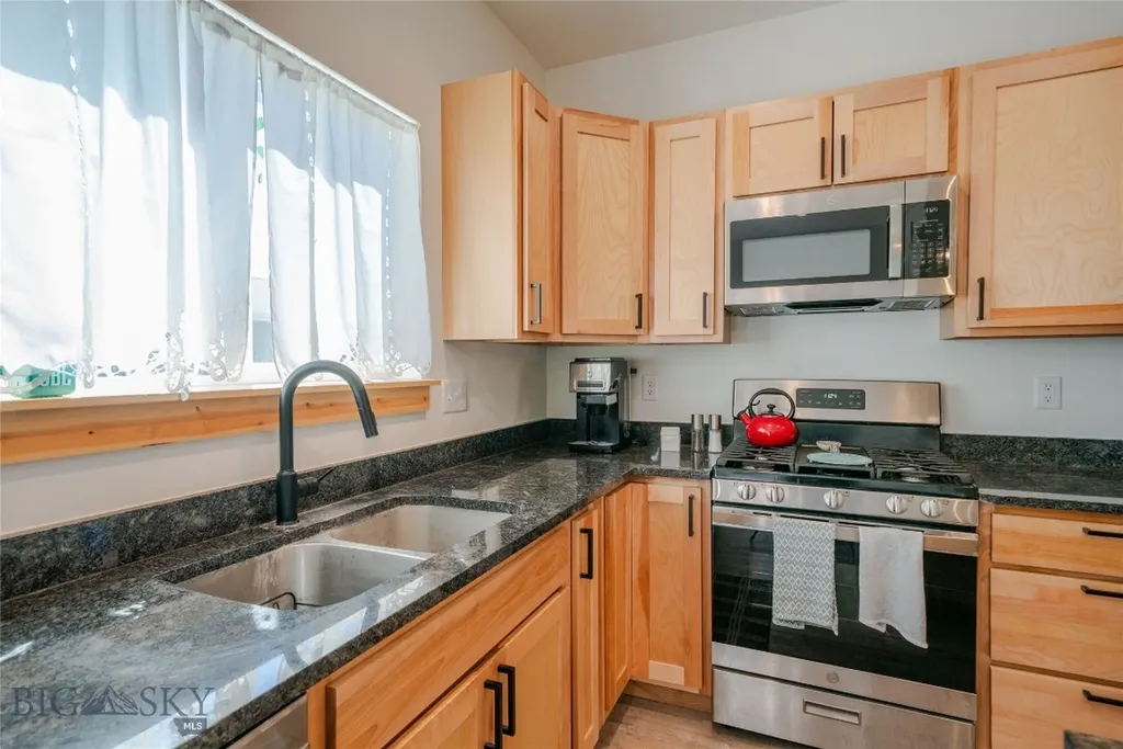 715 2nd Avenue W Three Forks MT 59752