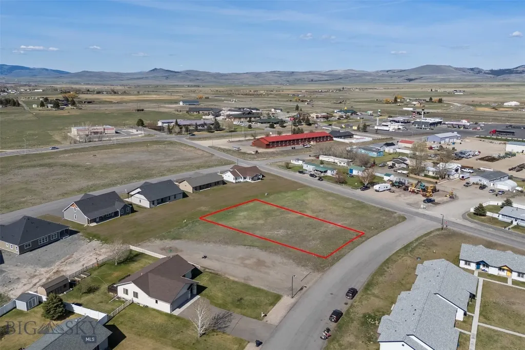 1005 Tumbleweed Lane Deer Lodge MT 59722