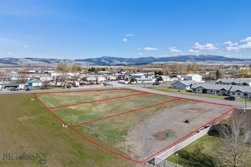 1005 Tumbleweed Lane Deer Lodge MT 59722