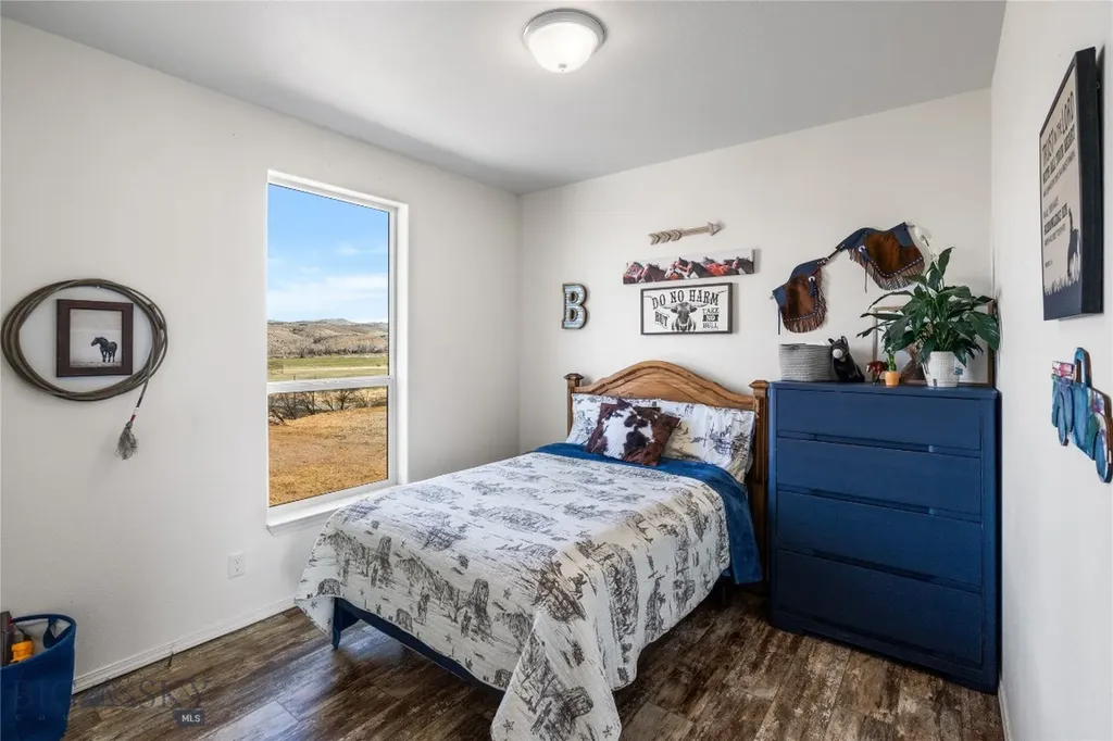 2117 Nixon Gulch Road Manhattan MT 59741