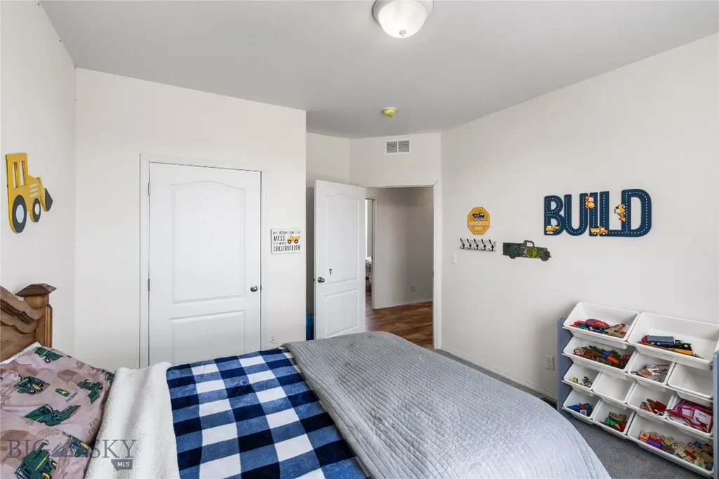 2117 Nixon Gulch Road Manhattan MT 59741