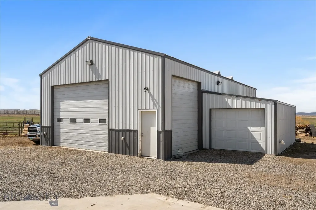 2117 Nixon Gulch Road Manhattan MT 59741
