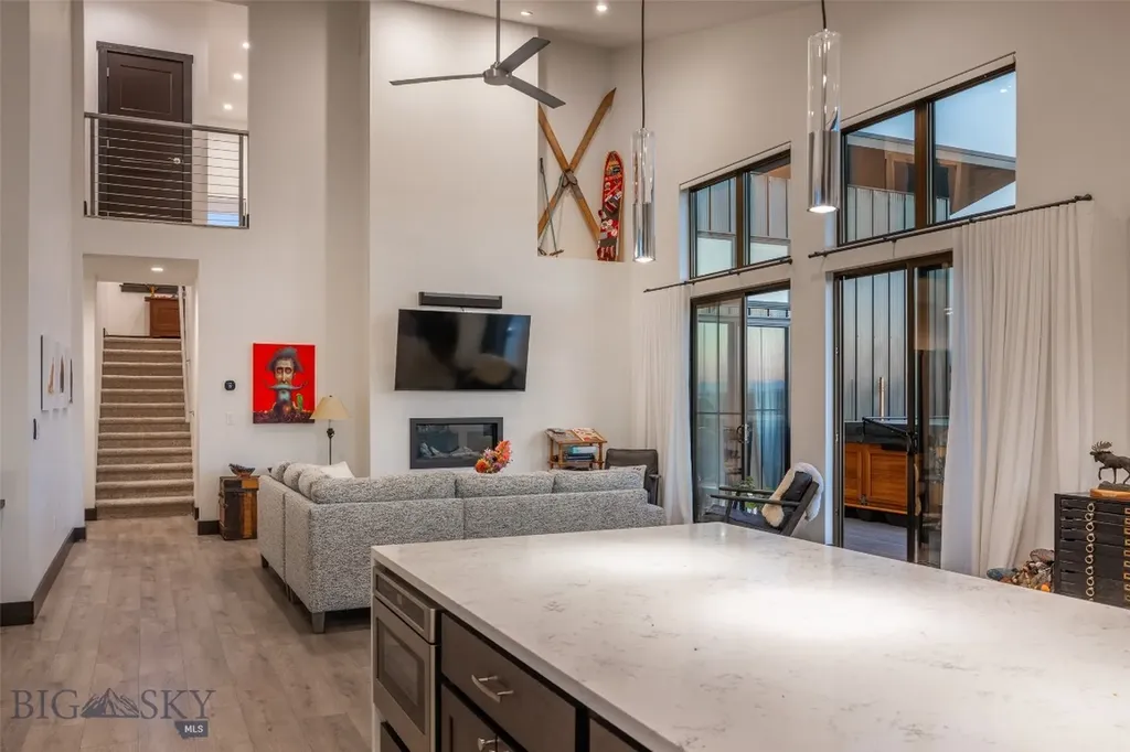 197 White Horse Loop Bozeman MT 59718