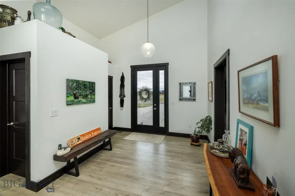 197 White Horse Loop Bozeman MT 59718
