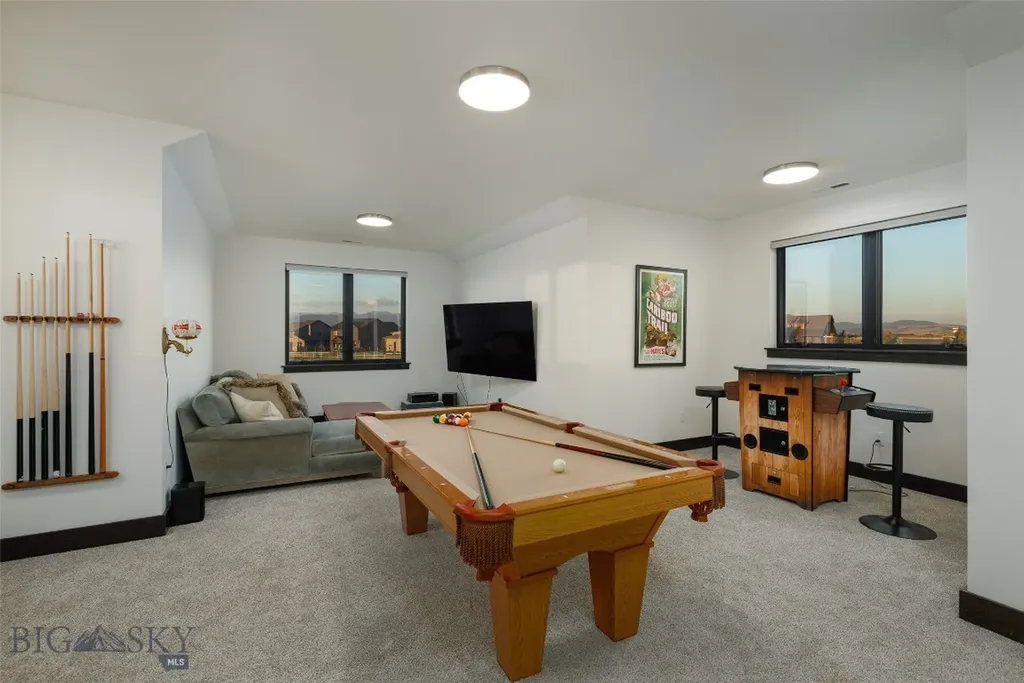 197 White Horse Loop Bozeman MT 59718