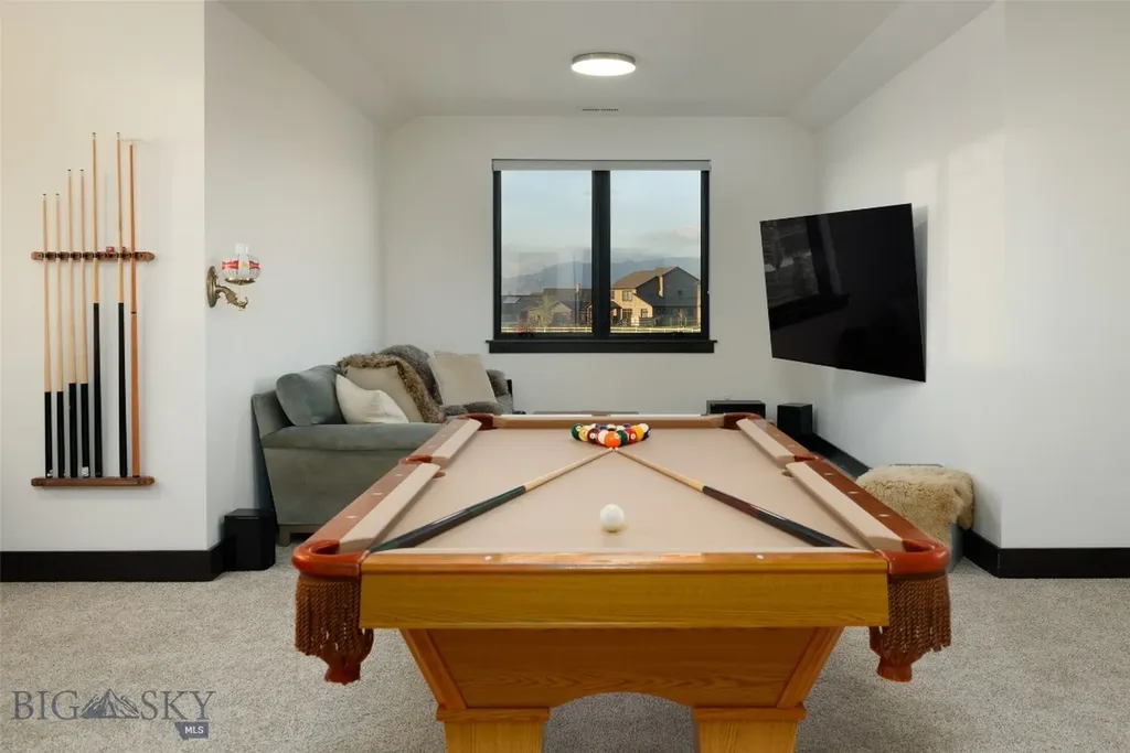 197 White Horse Loop Bozeman MT 59718