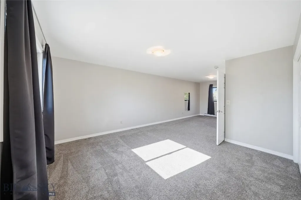 208 Elm Lane Livingston MT 59047