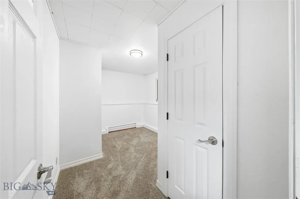 208 Elm Lane Livingston MT 59047