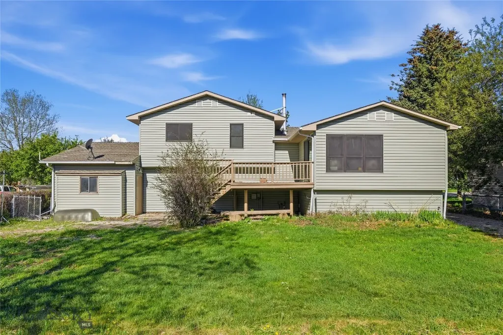 208 Elm Lane Livingston MT 59047