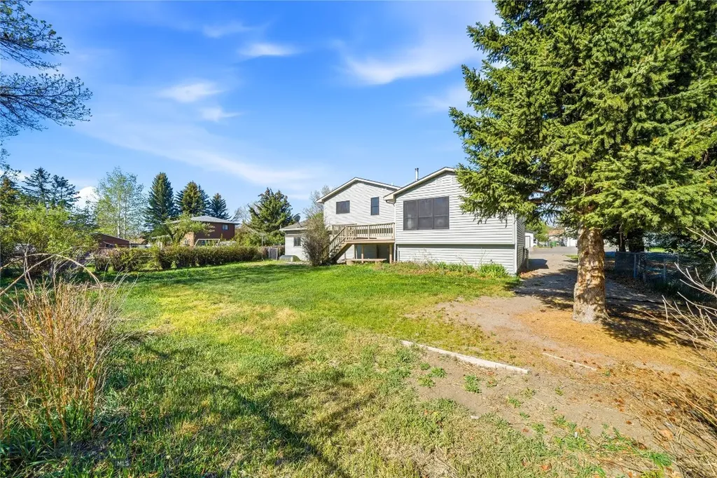 208 Elm Lane Livingston MT 59047