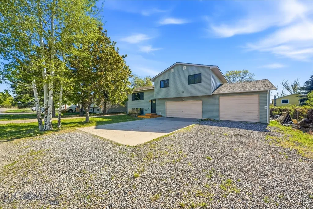 208 Elm Lane Livingston MT 59047