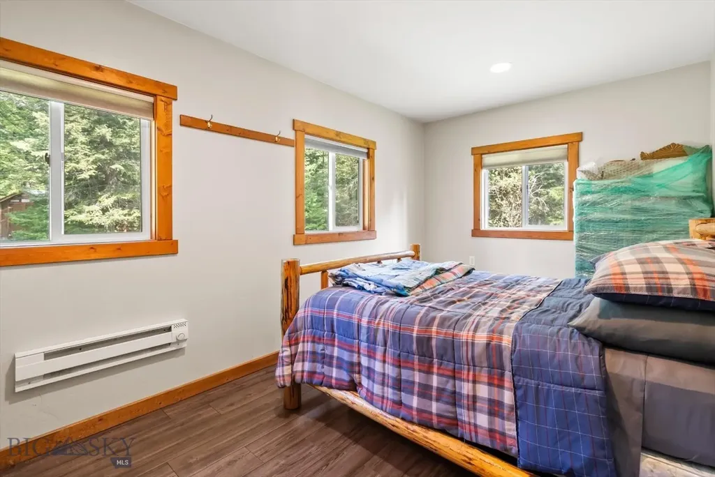 12820 Red Owl Trail Bigfork MT 59911