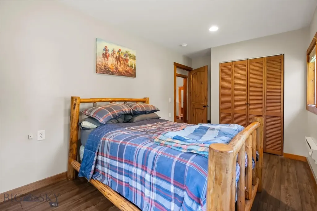 12820 Red Owl Trail Bigfork MT 59911