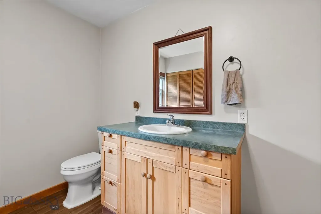 12820 Red Owl Trail Bigfork MT 59911