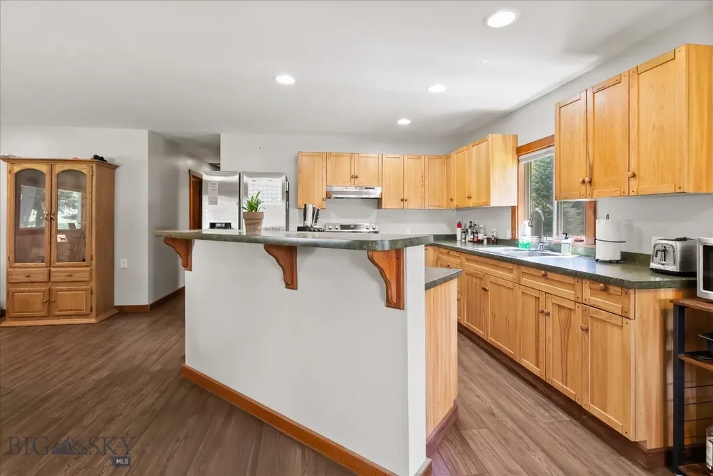 12820 Red Owl Trail Bigfork MT 59911