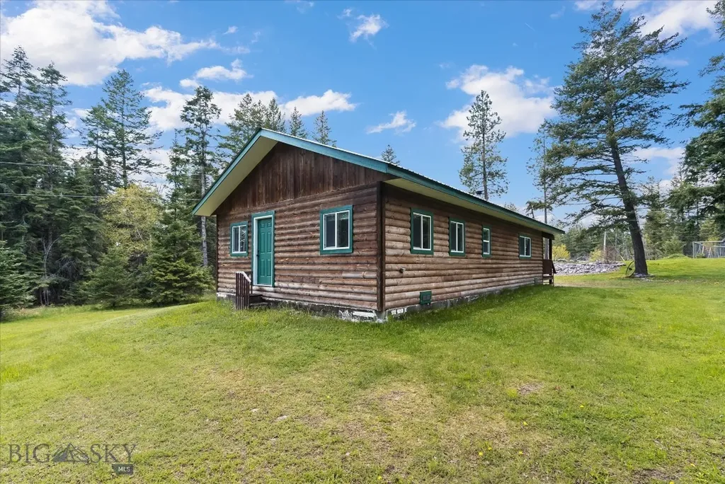 12820 Red Owl Trail Bigfork MT 59911
